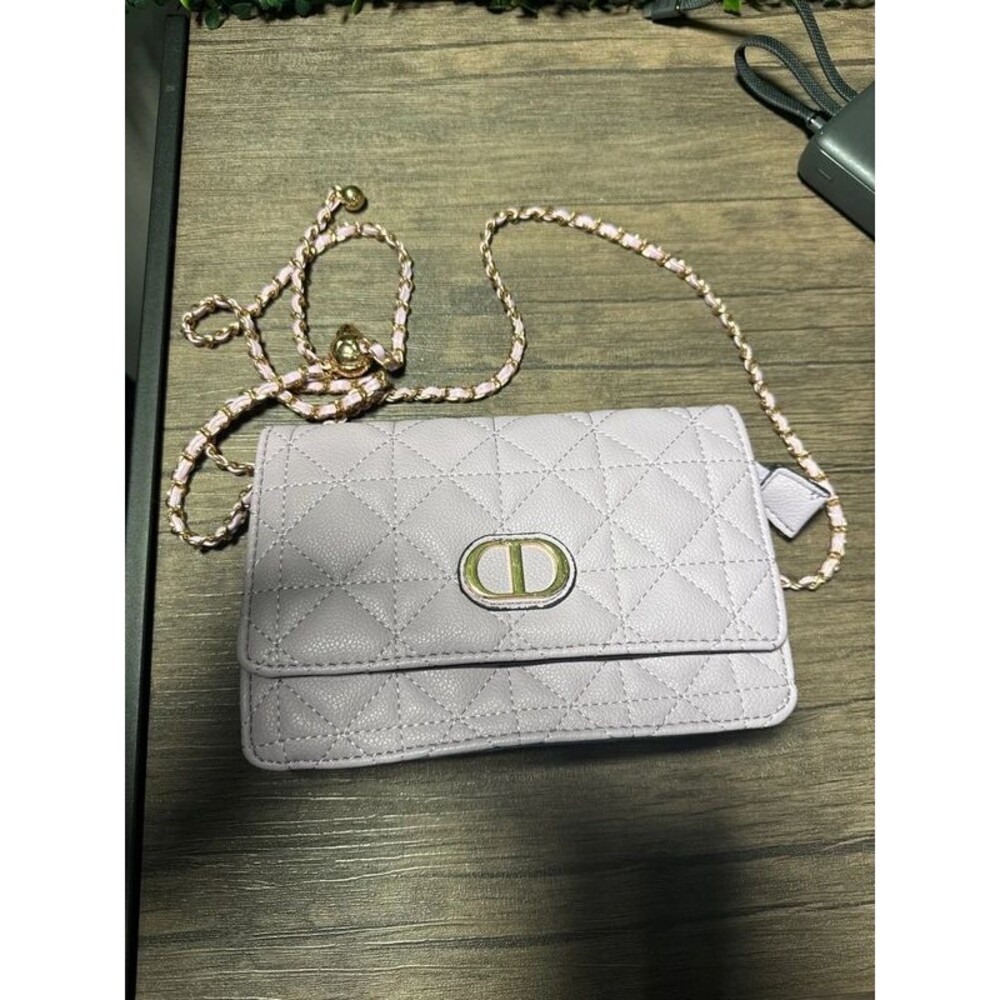 Purple purse